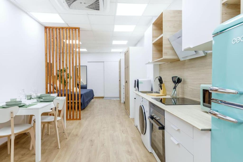 Acogedor Estudio En El Centro De 발렌시아 외부 사진